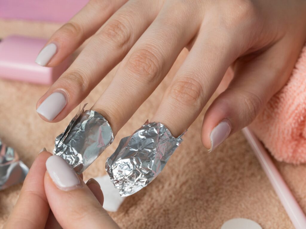 
How to Remove Polish from Healthy Nails Without Acetone